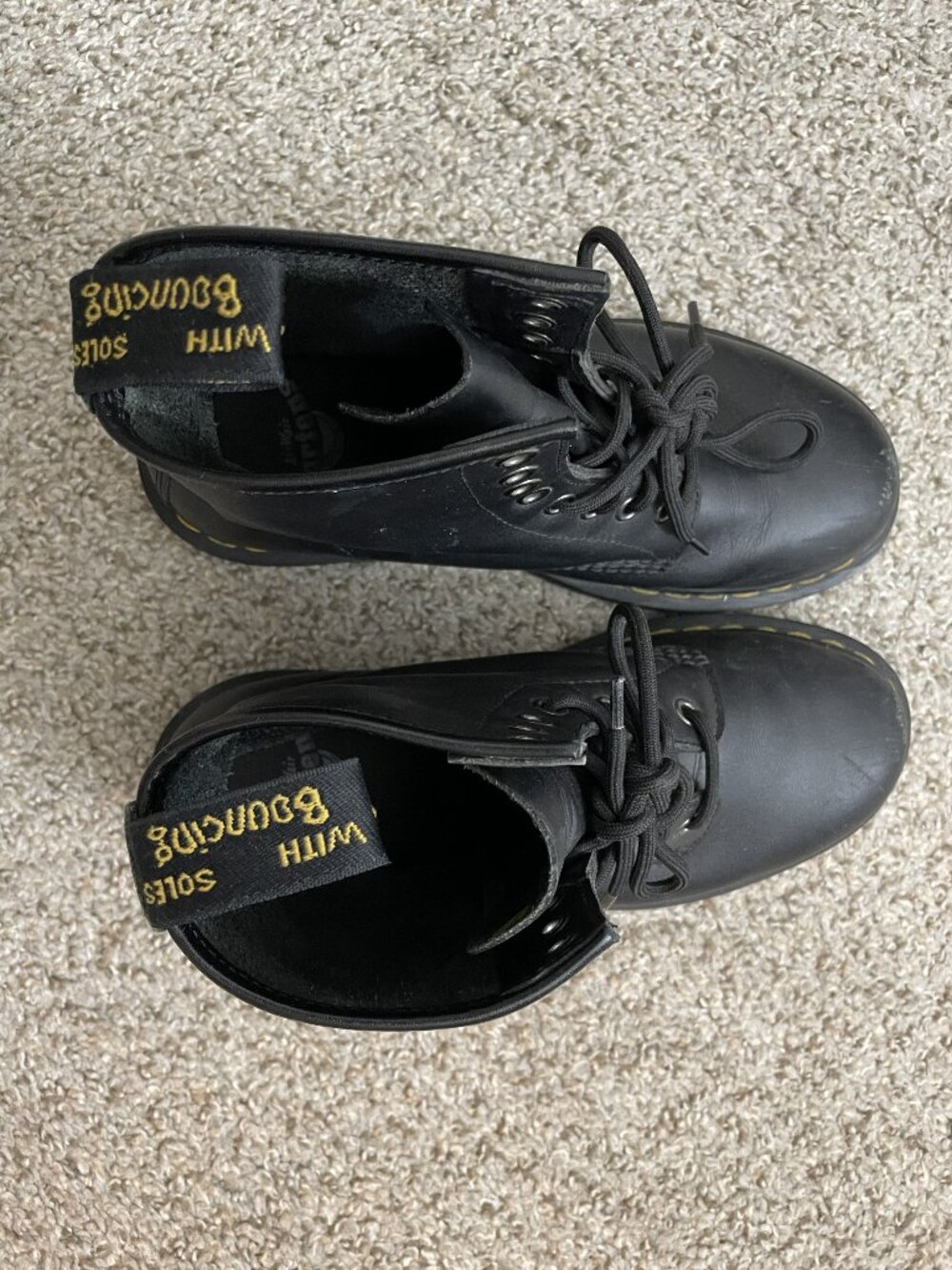 Dr Martens 1460 8 eyes boots